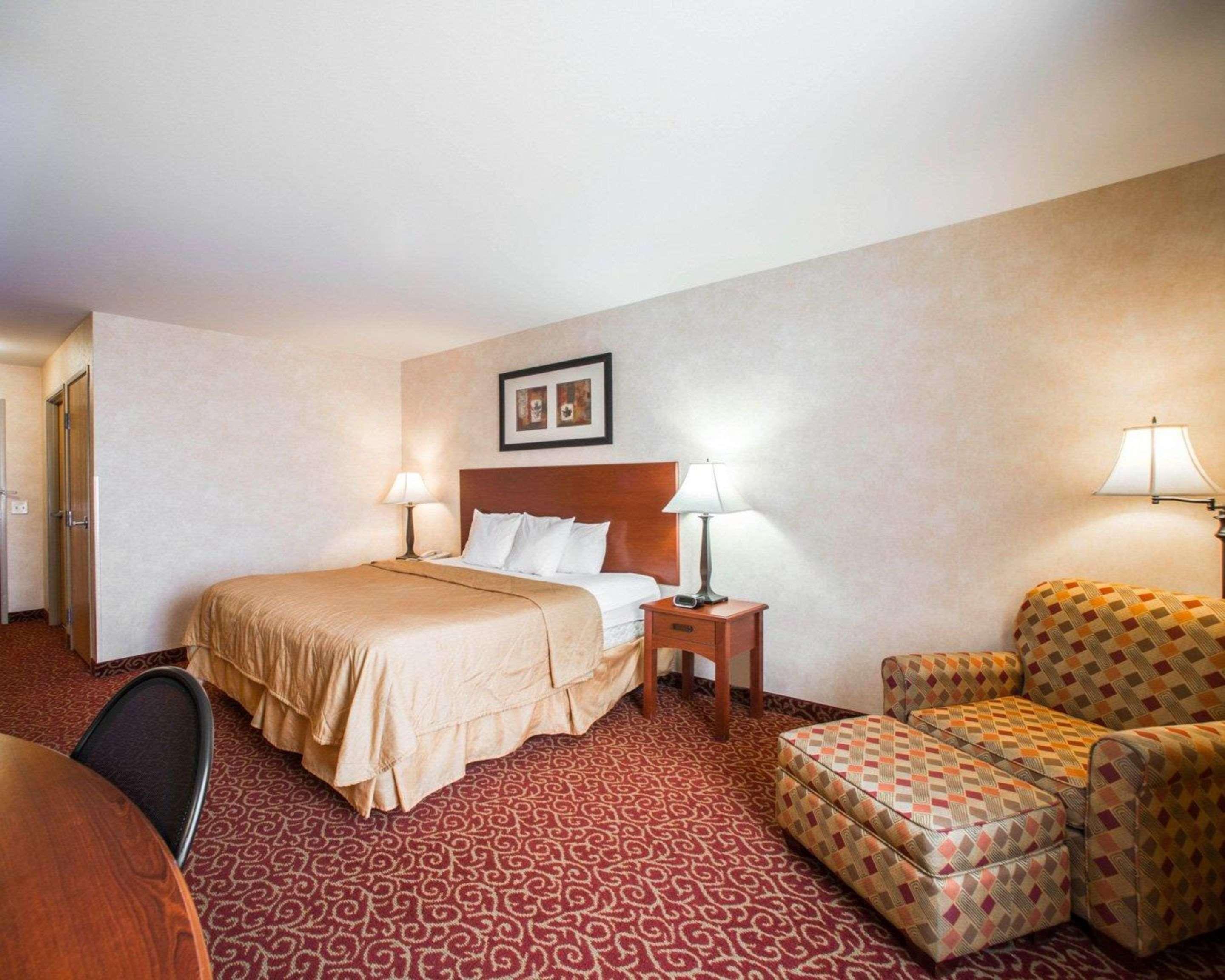 Sleep Inn & Suites Washington Near Peoria Exterior photo